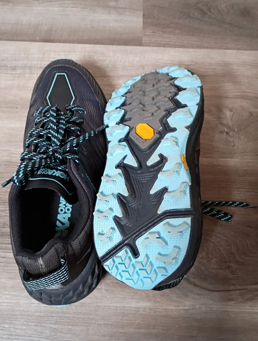 Hoka One One excellent pre